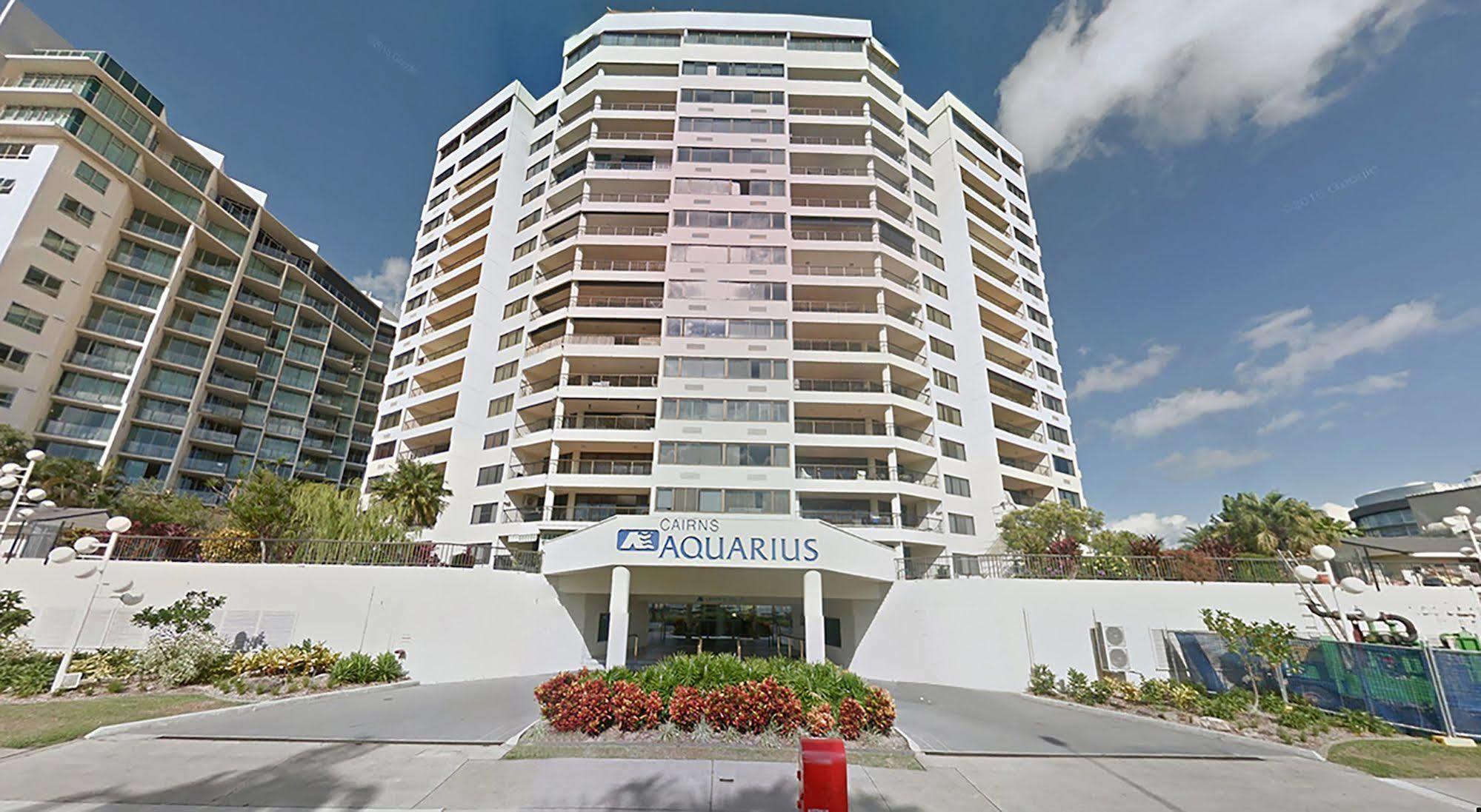 Апарт отель Cairns Aquarius Экстерьер фото